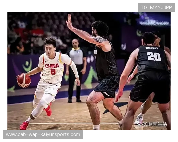 CBA断球反击一气呵成：快节奏中的完美瞬间